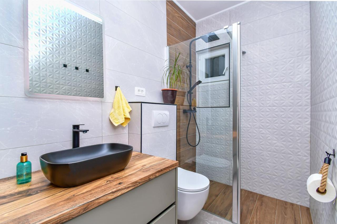 Apartment Ela Omiš Kültér fotó
