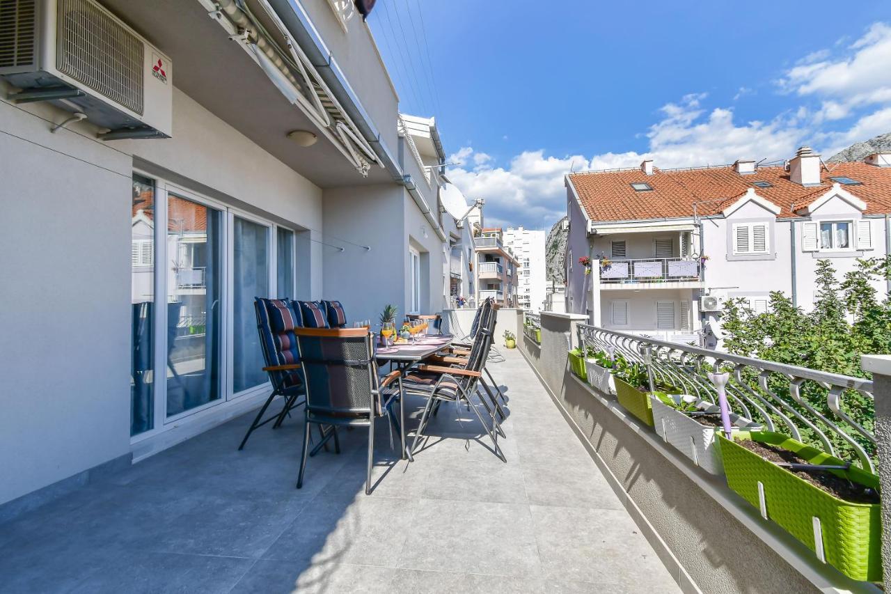 Apartment Ela Omiš Kültér fotó