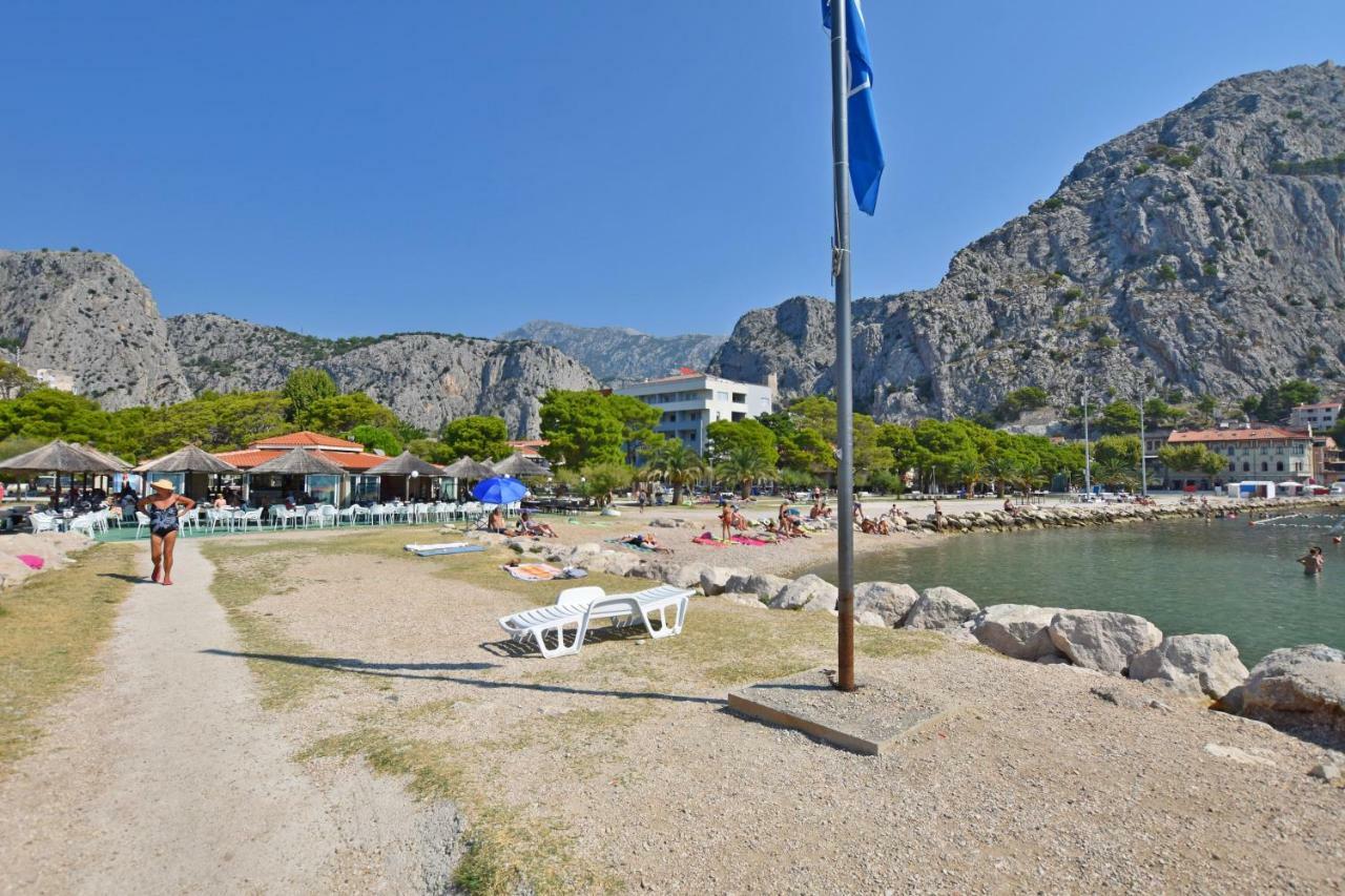 Apartment Ela Omiš Kültér fotó